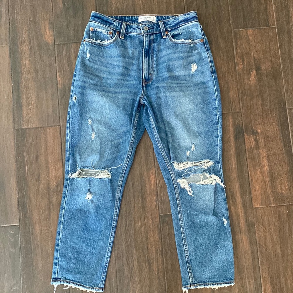 Abercrombie & Fitch The Mom High Rise Curve Love 28/6s